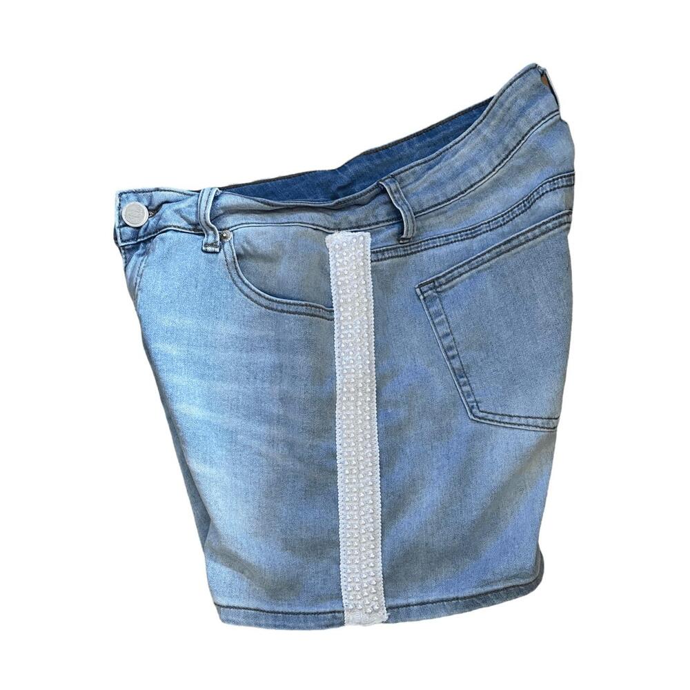 One 5 One Denim Shorts Light Blue Embellished Pearl Vibe Casual Chic Size 8 - Picture 3 of 7